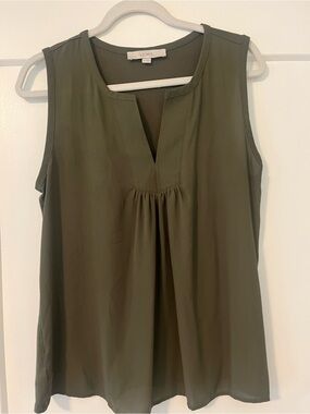 Loft sleeveless blouse